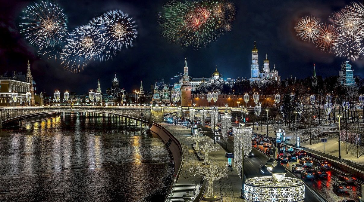 Огни новогодней Москвы