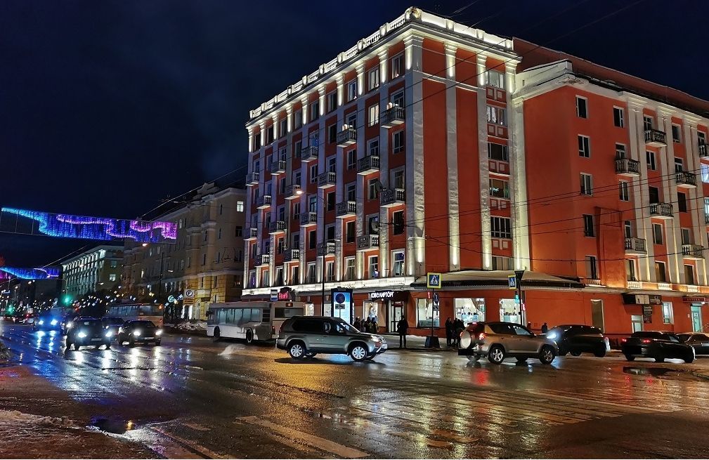 «Капитанские дома» - освещение жилого дома, г. Мурманск, 2022