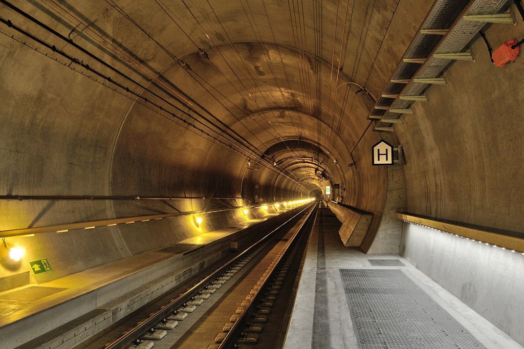 Готардский тоннель.jpg